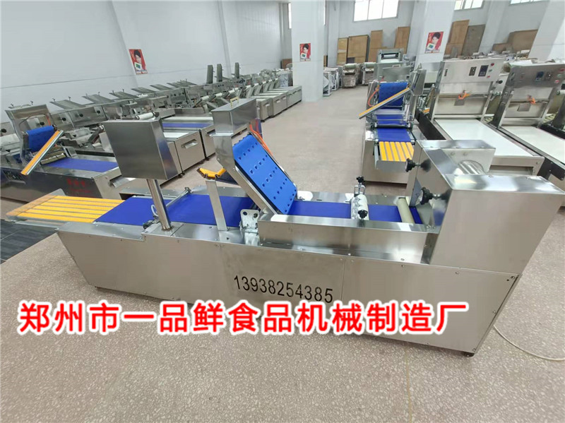 350型自動疊皮燴面機(jī)(圖4) 350型自動疊皮燴面機(jī)(圖4)